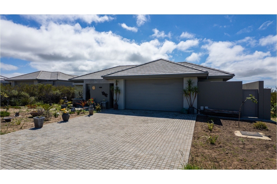 3 Bedroom Property for Sale in Paradise Coast Western Cape